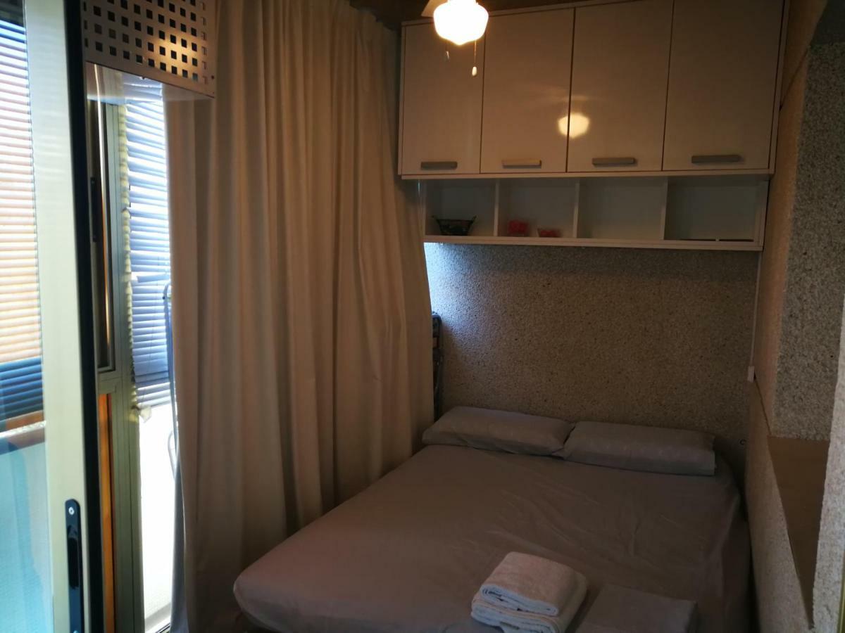 Apartment In Salou, Escaladei Bagian luar foto